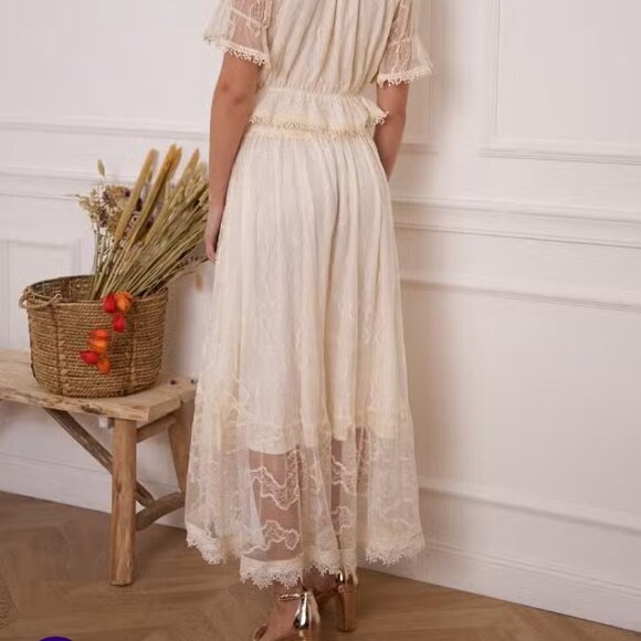 Choklate Paris Asymmetrical Lace Skirt - Picture 3 of 10